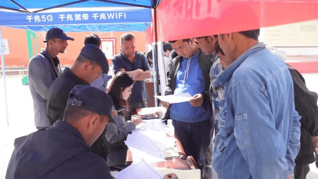 800余岗链动南北疆！这场招聘会让就业“破屏出圈”