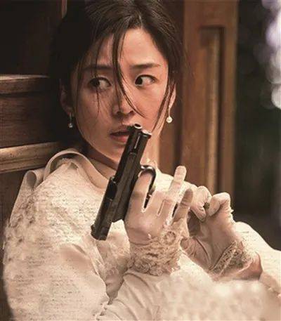 全智贤老公炒币亏了150亿韩元！她狂接活动还债太憔悴