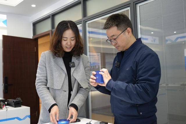 有需必应 无事不扰｜返蓉海归孵化超350家企业 产业链综合产值破4亿元
