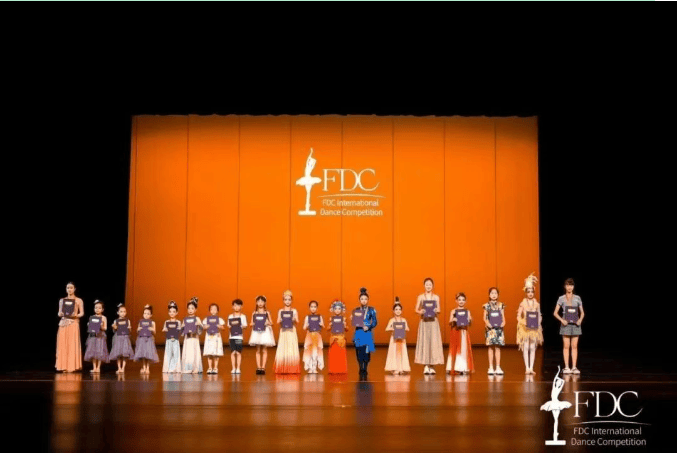 2金1银！舞道佳学子闪耀国际舞蹈大赛